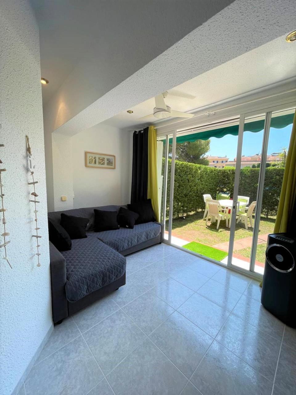 Apartamento En Platja Sant Pol S'Agaro Con Pisicina Y Jardin Sant Feliu de Guixols Exterior photo